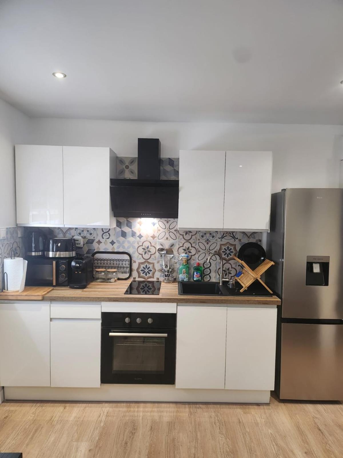 Zz - Wifi Fibre - Netflix, - Sejours Pro Apartment *